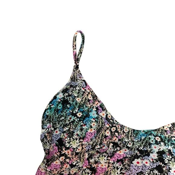 J. Crew Strappy One-Piece Swimsuit in Waterfall Floral Size 6 NWT - Picture 4 of 8